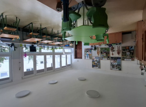 Biologia i Natura: Dostępne dla Każdego! Odkryj Ekopracownię w naszym Ośrodku.